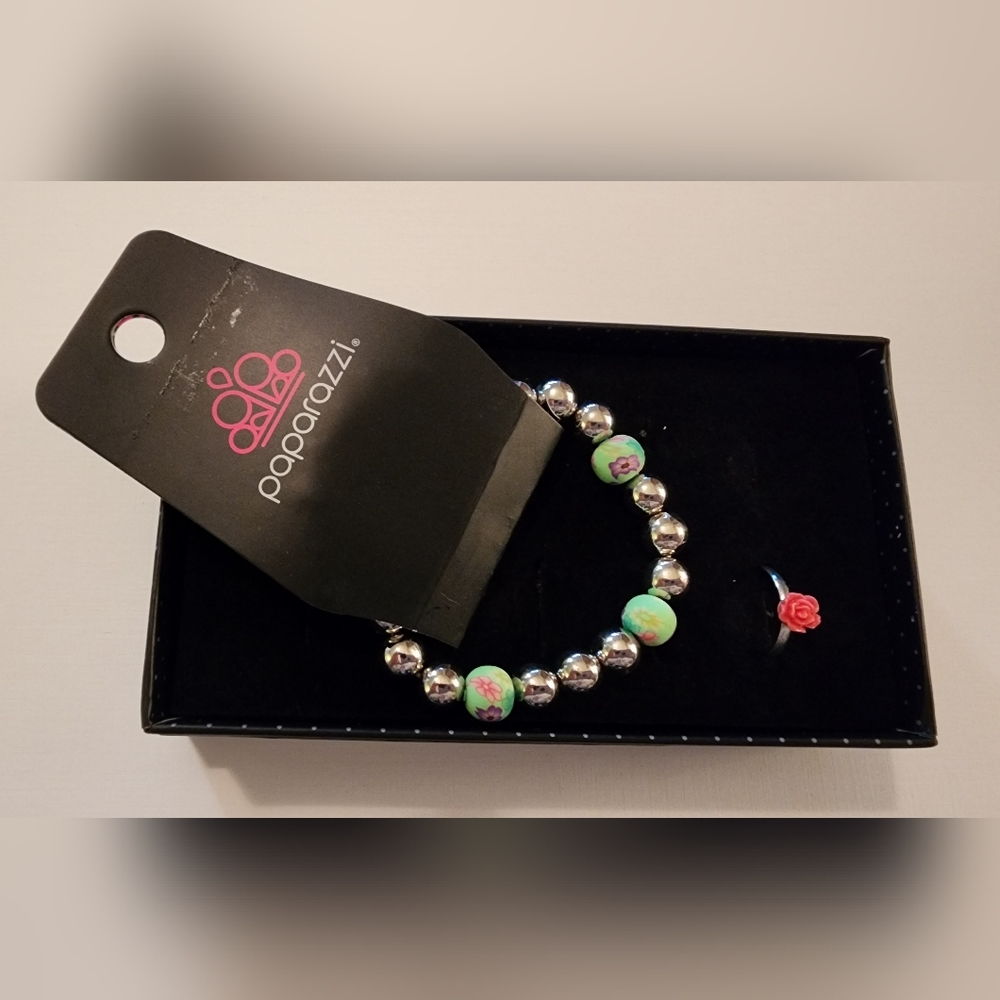 NWT Paparazzi children's jewelry
